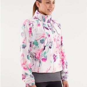 SET LULULEMON RUN: PACESETTER BLURRED BLOSSOMS TRAVEL TRACK JACKET ~4